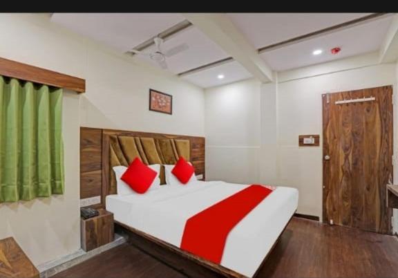 Hotel Swagat Inn Ahmadabad Zewnętrze zdjęcie